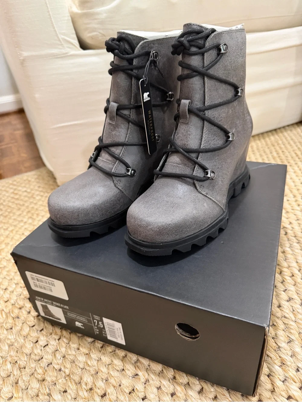 NEW Sorel Joan of Artic Wedge III Lace-Up Ankle Boots - 7.5